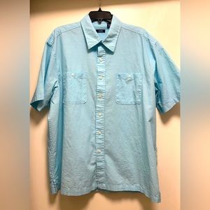 🟢Men’s short sleeve button down shirt🟢